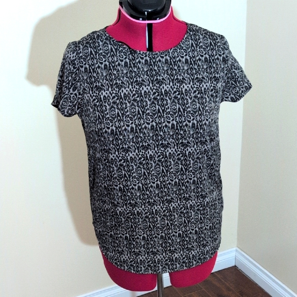 Sears | NWT Elegant Black and Cream Patterned Women's Top